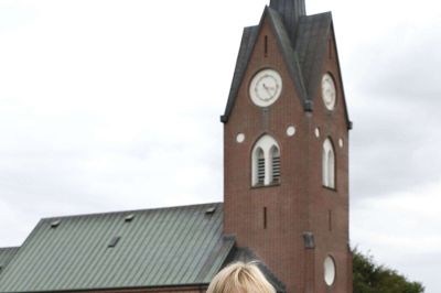 Isenvad skal have ny sognepræst. Efter godt fire år forlader Bodil Nørgager landsbyen, idet hun har fået nyt embede på sin fødeegn. Foto: Henrik Ole Jensen