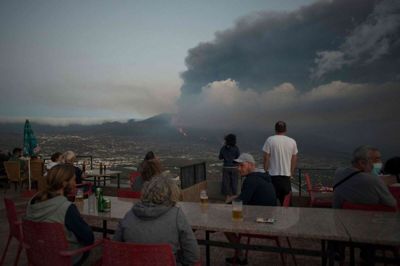 Et vulkanudbrud betyder, at 800 Bravo Tours-gæster, der de kommende uger skulle have besøgt La Palma, får flyttet deres ferie til en anden af de kanariske øer. Foto: AFP