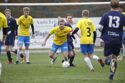 Efter slutfløjt annoncerede stadionspeakeren, at hele Aulum IF-holdet var kåret som kampens spiller. Foto: Henrik Ole Jensen