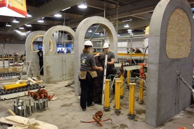 Anlægs- og bygningsstruktører løser blandt andet opgaver som støbning med beton, udføre jordarbejde og lave belægning. Her er det et foto fra DM i Skills, hvor struktører også deltager. Foto: PR-foto