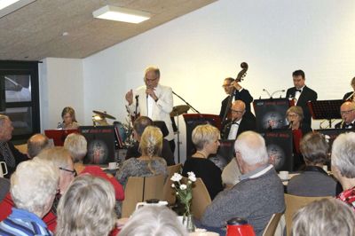Flemming Nordenhof har tidligere optrådt i Kibæk Krydsfelt med Hof Dance Band. Nu hedder det Skjern Salonorkester. Foto: Privatfoto