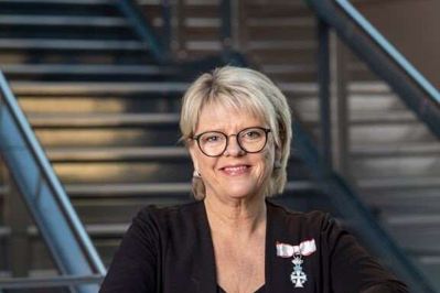 Helle Doktor Simonsen er chef for studieadministrationen i VIA University College - blandt andet på Campus Herning, som huser Skandinaviens største uddannelsessted inden for design og business rettet mod møbel-, mode- og livsstilsbranchen, samt uddannelser til sygeplejerske og materialeingeniør og en uddannelse målrettet Skat. Foto: VIA University College/Inge Lynggaard Hansen.