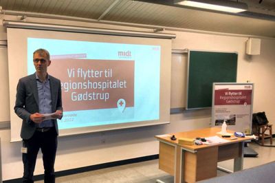 Hospitalsdirektør Poul Michaelsen fortalte torsdag, at Hospitalsenheden Vest er klar med plan A til den kommende hospitalsflytning. For en sikkerheds skyld har man også både en plan B og en plan C. Foto: Bo Lundgaard