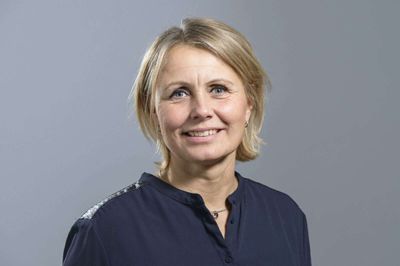 Udvalgsformanden for Beskæftigelsesudvalget i Ringkøbing-Skjern Kommune, Lise Juhl Hansen (V), var ked af at læse Henrik Mortensens fortælling i Herning Folkeblad lørdag. Hun lover at tage hans historie med til et møde med ledere og chefer i afdelingen. Foto: Pr-foto