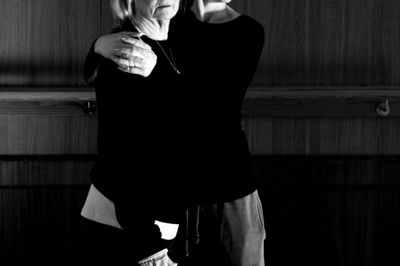 Susanne og Liv (mor og datter) driver Danseskolen Familien Nielsen, som i denne sæson har 75-årsjubilæum.