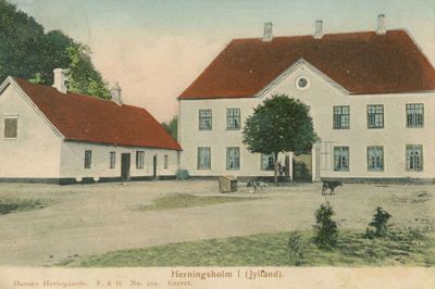 Herningsholm som herregården tog sig ud på et gammelt postkort.