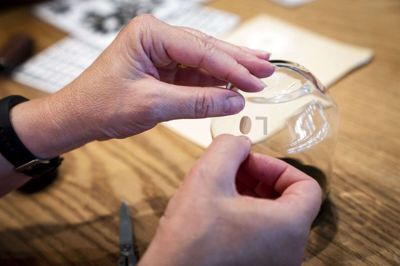 Det er ikke prisen på dine glas, der afgør, om de får glaspest eller ej. (Arkivfoto). Ida Marie Odgaard/Ritzau Scanpix