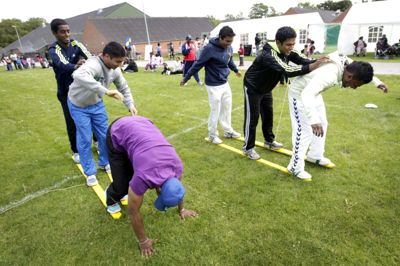 Dantam IF blev stiftet for 35 år siden og har lige siden arbejdet for at få flere til at dyrke sport. Billedet er fra en sportsdag, Dantam IF har arrangeret ved Gullestrup-Hallen. Foto: Tom Laursen