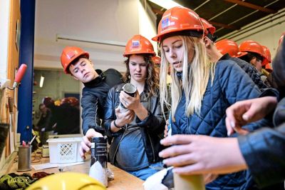 Der har længe været et politisk fokus på at få flere ind på erhvervsuddannelserne. Nu ser Ikast-Brande Kommune ud til at have knækket koden. Foto: Lars Rasborg/Scanpix