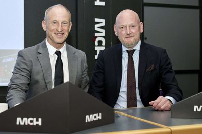 Bestyrelsesformand i MCH A/S, Poul Sand, (tv.) og administrerende direktør Georg Sørensen (t.h.) fremlagde ved den årlige generalforsamling tirsdag aften resultaterne fra det forgangne år og gav tillige en status på virksomhedens aktuelle situation. Foto: MCH/Tony Brøchner
