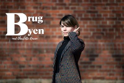 Charlotte Rowan, der er dirigent af Herning Kirke Drengekor, har kun boet i Herning et par måneder. Men det gør ikke hendes tips til at bruge byen mindre inspirerende. Foto: Malene Tswai