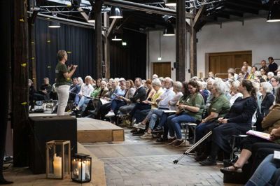 245 deltagere var mødt op i Remisenbrande for at høre om Projekt Erantis. Foto: Malene Tswai