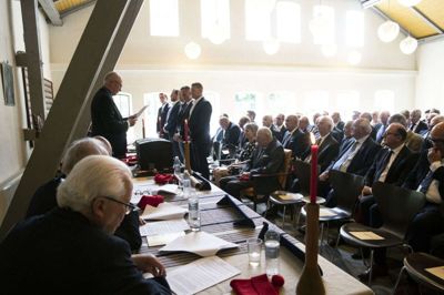 Hosebinderlaugets årlige møde. Fem nye medlemmer blev optaget. Foto: Malene Tswai.