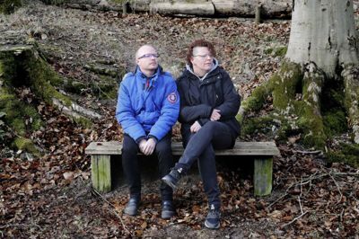 Anni Andersens mand, Michael Sædholm Bjerregaard Andersen, havde et nært forhold til sin svigerfar. Tabet har slået parret ud af kurs, og de har skullet bruge lang tid, før de kunne tale om det, der er sket. Foto: Henrik Ole Jensen
