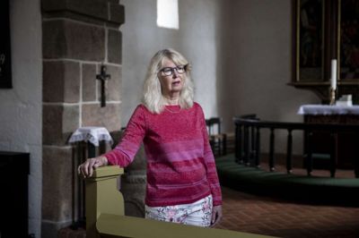 Gitte Jørgensen har været organist i Assing Kirke i seks år. Nu går hun på efterløn og flytter til Sydsjælland. foto: Malene Tswai