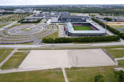 Lukningen sker af sikkerhedsmæssige årsager, fordi der skal bygges scener og tilskuerpladser til VM i ridesport. Foto: Tom Laursen
