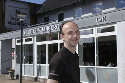 Medarbejderne på Hotel Vildbjerg skal snart vænne sig til at have en anden chef end Heintje Simonsen, der har sagt op fra 1. september. Foto: Henrik Ole Jensen