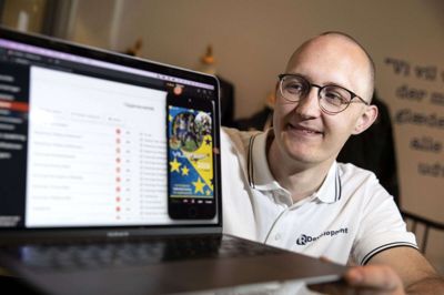 Thomas Jørgensen står for både at lave et system til de frivillige og appen til gæsterne til cuppen. Foto: Tom Laursen