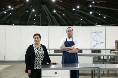 Forberedelse, forberedelse og forberedelse er afgørende, når man står over for en så stor cateringopgave, som MCH gør i forbindelse med VM i Ridesport. Det mener køkkenchef Dennis Sonberg og F&B-manager Karin Villumsen. Foto: Malene Tswai