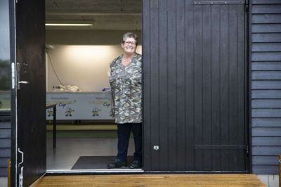 Jytte Tønnesen har oplevet udviklingen, som Vildbjerg Cup har været igennem de seneste over 20 år. Der er kommet noget mere drøn på, mener hun. Foto: Malene Tswai