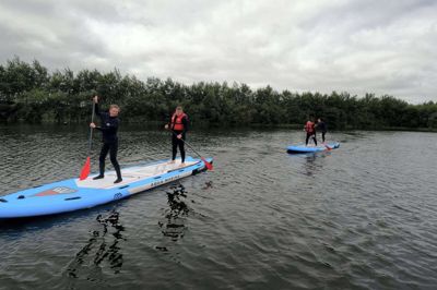 »Parat på vand«-projektet benytter sig blandt andet af de store mega-SUP-boards. Foto: Privatfoto