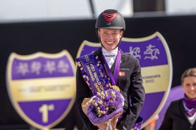 For anden gang ved VM i Herning red paradressur-rytteren Katrine Kristensen sig til guld. Foto: Herning2022/Hippofoto.be