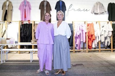 Siden Christina Tranberg og Chanett Vandris for første gang viste Frau-kollektionen frem, har de fundet ud af, at deres produkter ingen alder har. - Det er alle aldre, der køber vores styles, lyder det. Foto: Tom Laursen