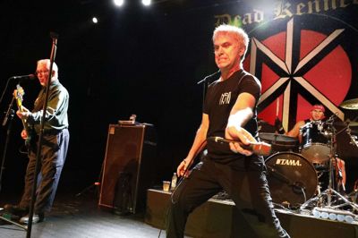 Dead Kennedys med Skip Greer i spidsen var kronen på værket efter en lang dag med musik. Foto: Henrik Ole Jensen