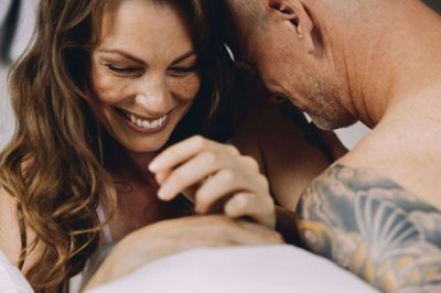 Danskere, der taler åbent om intimitet, har et bedre sexliv - men mange vestjyder har sværere ved at åbne op for snakken end resten af danskerne. Mange mangler et sprog til det, mener en ekspert. Foto: PR-Foto