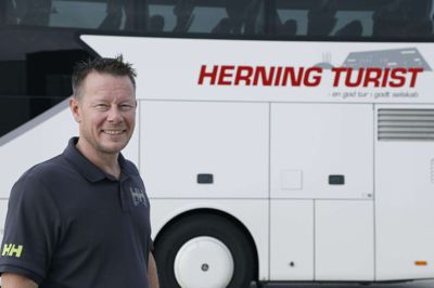 Ronny Gasbjerg og Herning Turist er på jagt efter 30 ekstra ansatte. Foto: Henrik Ole Jensen
