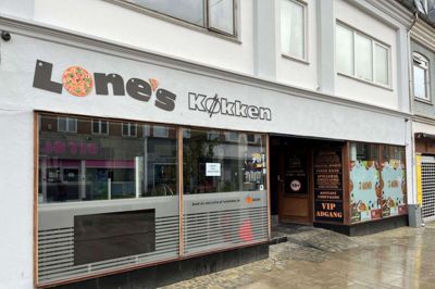 Lone’s Køkken i Bredgade er lukket. Det er Erhvervsstyrelsen, der har sendt anpartsselskabet bag restauranten til tvangsopløsning. Foto: Bo Lundgaard