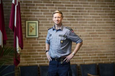 For Nicolai Rauhe Kristensen kommer den første tid som brigadechef i høj grad til at være i dialog med alle de samarbejdspartnere, som Beredskabsstyrelsen Midtjylland har. Foto: Malene Tswai