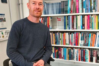 Forksningsleder Thomas Bredgaard mener, at højkonjunkturen og det fleksible arbejdsmarked er årsagen til de mange jobskifter. Foto: PR-foto