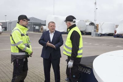 Lars Løkke Rasmussen kan komme til at spille en central rolle i valgkampen. Her ses han i forbindelse med rundvisning på Siemens Gamesa i Brande. Foto: Tom Laursen