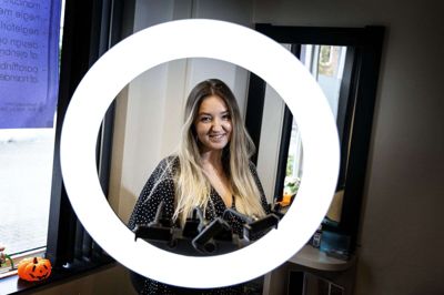 Dariia Tymchenko bor til daglig i Feldborg med sin ukrainske mand og parrets søn. Foto: Tom Laursen