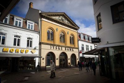 Jyske Bank er blevet politianmeldt for overtrædelse af flere hvidvask-paragraffer. Bankdirektør siger, storbanken har rettet op på tingene. Foto: Jakob Stigsen Andersen