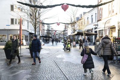 Mange mennesker søgte 27. december mod gågaden for at få byttet julegaver. Foto: Malene Tswai