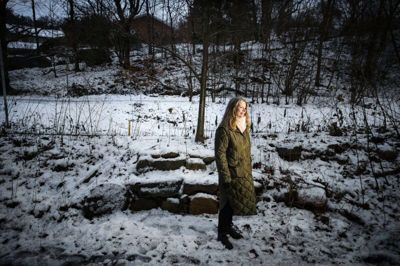 På stedet, hvor Maria døde, plantede Banedanmark en rødeg. Mindesmærket skulle passe ind i omgivelserne, så togchaufførerne ikke blev mindet om det, hver gang de kører forbi. Det var en pind, der kom i jorden, men i dag er det blevet et lårtykt træ. Marias træ.