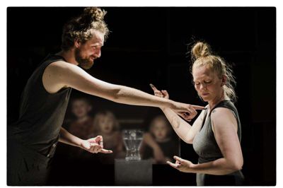 Ler er i fokus, når Aftryk opføres for de mindste på Team Teatret på søndag. Foto: Pr-foto