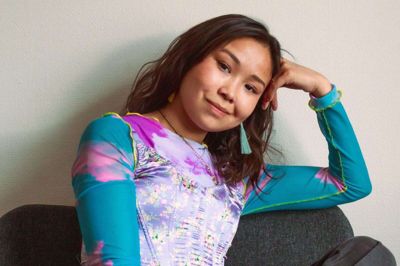 Ivalu Johanne Skov Kristensen fra Ikast skal på scenen til poetry slam på Team Teatret. Foto: Privatfoto