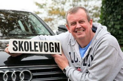 Tom Mose Jensen er chauffør, når vip’erne i aften skal fragtes fra biografen til Spillestedet Generator. Foto: Privatfoto