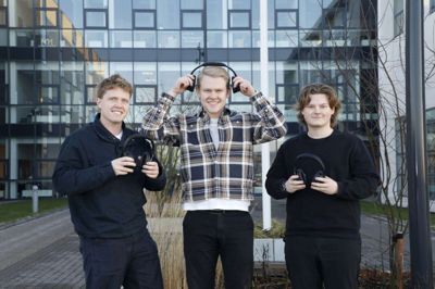 Frederik Lund (t.v.), Nicklas Stokholm og Christian Ørum (t.h.) etablerede sammen iværksætterfirmaet Bubbles, der fik en del opmærksomhed efter at have været med i DR-programmet »Løvens Hule«. Foto: Henrik Ole Jensen