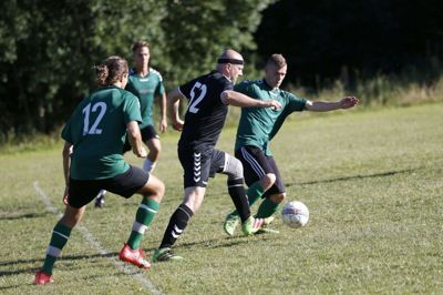 I flere år har firmafodbolden ligget stille, men nu håber Herning Firmaidræt, at den igen kan komme til at rulle. Foto: Flemming Hansen