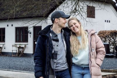 Da Benjamin og Charlotte Schellerup blev gift, besluttede de, at de skulle lave tre store livsomvæltninger. Den første var at forlade livet i København og i stedet bo på en gård i Kollund.Foto: Chresten Bergh