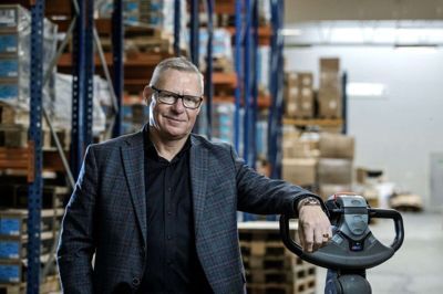 Ingvard Sand er rigtig glad for, at MCH Messecenter Herning i sin tid valgte Sand Spedition som messespeditør, selvom virksomheden dengang ikke var ret stor. Foto: Chresten Bergh