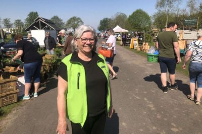 Annelise Ottesen, formand for Haveselskabet Herning, var godt tilfreds med fremmødet ved årets plantemarked. Foto: Thor Ølgaard Hansen