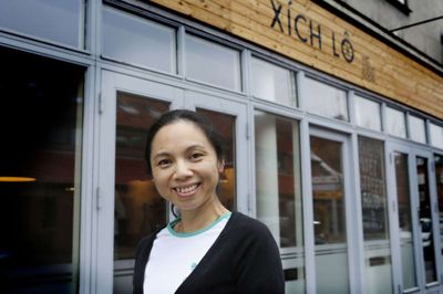 Thi Hien An Nguyen har drevet restaurant Xich Lo i Østergade i seks år, men nu går det ikke længere, siger hun og fortæller, at inflationen har medført, at hun ikke har fået løn for sit arbejde i et stykke tid. Foto: Henrik Ole Jensen