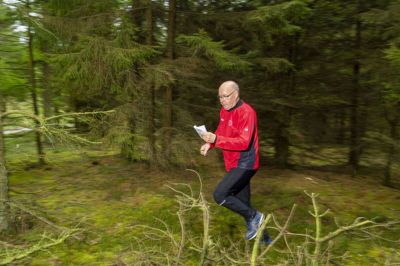 Gert Johannesen har løbet i naturen i mange år. Nu er det ikke så afgørende hvor hurtigt, det går. Oplevelserne undervejs er væsentligere. Foto: Steen Don
