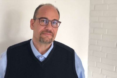 Tommy Møller overtog ABJ Rengøring fra sine forældre tilbage i begyndelsen af dette årtusinde. I den tid er der sket meget med virksomheden, men ejeren har stadig ambitioner for fremtiden. Foto: Mads Magnussen