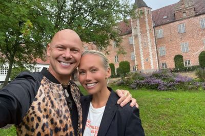 Jim Lyngvild og Trine Jepsen har købt Harrildslevgaard Slot på Nordfyn for et tocifret millionbeløb og vil gøre stedet til en turistattraktion. Foto: PR-foto